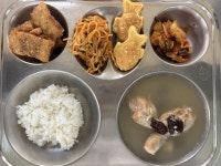 11월 14일 (화) 점심 급식사진 :: 급식 소식 :: 통진초등학교 통진초등학교 :: 급식 소식 :: 11월 14일 (화) 점심 급식사진