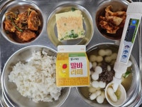 11월 16일 (목) 점심 급식사진 :: 급식 소식 :: 중앙기독초등학교 중앙기독초등학교 :: 급식 소식 :: 11월 16일 (목) 점심 급식사진