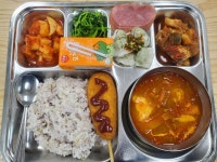 11월 16일 (목) 점심 급식사진 :: 급식 소식 :: 동현중학교 동현중학교 :: 급식 소식 :: 11월 16일 (목) 점심 급식사진