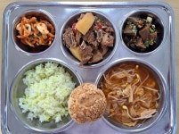 * 2023년 11월 16일(목) 식단 및 식재료 사진 :: 급식 소식 :: 대전관저중학교 대전관저중학교 :: 급식 소식 :: * 2023년 11월 16일(목) 식단 및... 