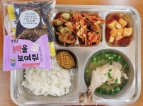11월 15일 (수) 점심 급식사진 :: 급식소식(중식) :: 유성여자고등학교 유성여자고등학교 :: 급식소식(중식) :: 11월 15일 (수) 점심 급식사진