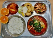 11월 17일 (금) 점심 급식사진 :: 급식 소식 :: 충현고등학교 충현고등학교 :: 급식 소식 :: 11월 17일 (금) 점심 급식사진