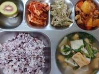 11월 17일 (금) 점심 급식사진 :: 급식 소식 :: 서울봉현초등학교 서울봉현초등학교 :: 급식 소식 :: 11월 17일 (금) 점심 급식사진