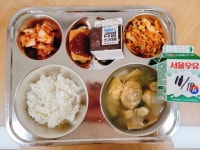 11월 17일 (금) 점심 급식사진 :: 급식 소식 :: 선부초등학교 선부초등학교 :: 급식 소식 :: 11월 17일 (금) 점심 급식사진