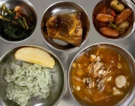 11월 17일 (금) 점심 급식사진 :: 급식 소식 :: 김포신풍초등학교 김포신풍초등학교 :: 급식 소식 :: 11월 17일 (금) 점심 급식사진