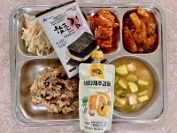 11월 20일 (월) 점심 급식사진 :: 급식 소식 :: 노일중학교 노일중학교 :: 급식 소식 :: 11월 20일 (월) 점심 급식사진