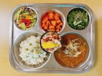 11월 20일 (월) 점심 급식사진 :: 급식 소식 :: 신금초등학교 신금초등학교 :: 급식 소식 :: 11월 20일 (월) 점심 급식사진