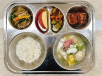 11월 17일 (금) 점심 급식사진 :: 급식 소식 :: 운광초등학교 운광초등학교 :: 급식 소식 :: 11월 17일 (금) 점심 급식사진