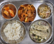 11월 20일 (월) 점심 급식사진 :: 급식 소식 :: 오마중학교 오마중학교 :: 급식 소식 :: 11월 20일 (월) 점심 급식사진