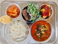 11월 20일 (월) 점심 급식사진 :: 급식 소식 :: 신길고등학교 신길고등학교 :: 급식 소식 :: 11월 20일 (월) 점심 급식사진