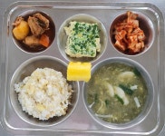 11월 20일 (월) 점심 급식사진 :: 급식 소식 :: 수원매화초등학교 수원매화초등학교 :: 급식 소식 :: 11월 20일 (월) 점심 급식사진