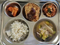 11월 21일 (화) 점심 급식사진 :: 급식 소식 :: 동학중학교 동학중학교 :: 급식 소식 :: 11월 21일 (화) 점심 급식사진