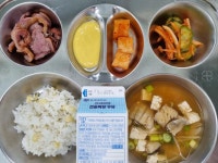 11월 21일 (화) 점심 급식사진 :: 급식 소식 :: 서울마천초등학교 서울마천초등학교 :: 급식 소식 :: 11월 21일 (화) 점심 급식사진