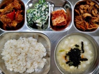 11월 21일 (화) 점심 급식사진 :: 급식 소식 :: 부전초등학교 부전초등학교 :: 급식 소식 :: 11월 21일 (화) 점심 급식사진