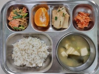 11월 21일 (화) 점심 급식사진 :: 급식 소식 :: 서울당서초등학교 서울당서초등학교 :: 급식 소식 :: 11월 21일 (화) 점심 급식사진