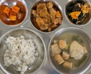 11월 21일 (화) 점심 급식사진 :: 급식 소식 :: 김포신풍초등학교 김포신풍초등학교 :: 급식 소식 :: 11월 21일 (화) 점심 급식사진