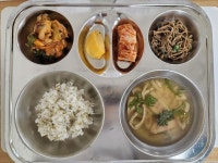 11월 21일 (화) 점심 급식사진 :: 급식 소식 :: 현산초등학교 현산초등학교 :: 급식 소식 :: 11월 21일 (화) 점심 급식사진