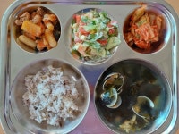 11월 20일 (월) 점심 급식사진 :: 급식 소식 :: 푸른솔초등학교 푸른솔초등학교 :: 급식 소식 :: 11월 20일 (월) 점심 급식사진