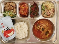 11월 21일 (화) 점심 급식사진 :: 급식 소식 :: 동주여자중학교 동주여자중학교 :: 급식 소식 :: 11월 21일 (화) 점심 급식사진