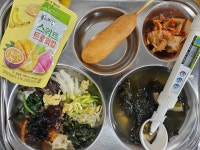 11월 22일 (수) 점심 급식사진 :: 급식 소식 :: 중앙기독초등학교 중앙기독초등학교 :: 급식 소식 :: 11월 22일 (수) 점심 급식사진