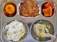 11월 22일 (수) 점심 급식사진 :: 급식 소식 :: 능실중학교 능실중학교 :: 급식 소식 :: 11월 22일 (수) 점심 급식사진