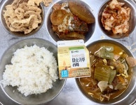 11월 23일 (목) 점심 급식사진 :: 급식 소식 :: 배곧중학교 배곧중학교 :: 급식 소식 :: 11월 23일 (목) 점심 급식사진