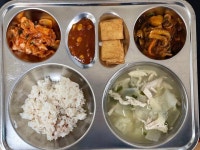 11월 24일 (금) 점심 급식사진 :: 급식 소식 :: 화중초등학교 화중초등학교 :: 급식 소식 :: 11월 24일 (금) 점심 급식사진