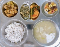 11월 24일 (금) 점심 급식사진 :: 급식 소식 :: 인천송명초등학교 인천송명초등학교 :: 급식 소식 :: 11월 24일 (금) 점심 급식사진