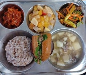 11월 23일 (목) 점심 급식사진 :: 급식 소식 :: 호매실중학교 호매실중학교 :: 급식 소식 :: 11월 23일 (목) 점심 급식사진