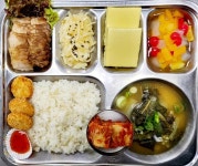 11월 24일 (금) 점심 급식사진 :: 급식 소식 :: 가야여자중학교 가야여자중학교 :: 급식 소식 :: 11월 24일 (금) 점심 급식사진