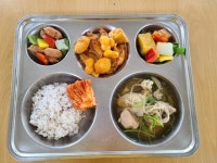 11월 23일 급식사진 :: 급식 소식 :: 김해제일고등학교 김해제일고등학교 :: 급식 소식 :: 11월 23일 급식사진