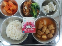11월 27일 (월) 점심 급식사진 :: 급식 소식 :: 화홍고등학교 화홍고등학교 :: 급식 소식 :: 11월 27일 (월) 점심 급식사진