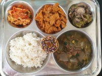 11월 27일 (월) 점심 급식사진 :: 급식 소식 :: 푸른솔중학교 푸른솔중학교 :: 급식 소식 :: 11월 27일 (월) 점심 급식사진