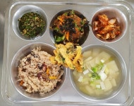 11월 27일 (월) 점심 급식사진 :: 급식 소식 :: 수원매화초등학교 수원매화초등학교 :: 급식 소식 :: 11월 27일 (월) 점심 급식사진
