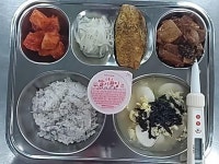 2023년 11월 27일 급식사진안내(염도표시) :: 급식 소식 :: 양산남부고등학교 양산남부고등학교 :: 급식 소식 :: 2023년 11월 27일... 