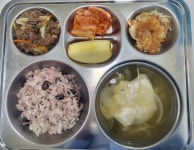 11월 28일 (화) 점심 급식사진 :: 급식 소식 :: 서울등현초등학교 서울등현초등학교 :: 급식 소식 :: 11월 28일 (화) 점심 급식사진