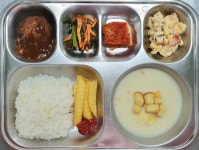 11월 28일 (화) 점심 급식사진 :: 급식 소식 :: 보수초등학교 보수초등학교 :: 급식 소식 :: 11월 28일 (화) 점심 급식사진