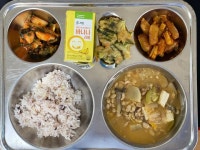 11월 28일 (화) 점심 급식사진 :: 급식 소식 :: 화중초등학교 화중초등학교 :: 급식 소식 :: 11월 28일 (화) 점심 급식사진