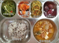 11월 27일 (월) 점심 급식사진 :: 급식 소식 :: 화성반월초등학교 화성반월초등학교 :: 급식 소식 :: 11월 27일 (월) 점심 급식사진