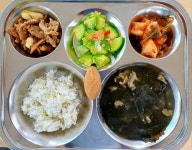 11월 27일 (월) 점심 급식사진 :: 급식 소식 :: 푸른솔초등학교 푸른솔초등학교 :: 급식 소식 :: 11월 27일 (월) 점심 급식사진