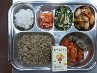 11월 29일 (수) 점심 급식사진 :: 급식 소식 :: 금락초등학교 금락초등학교 :: 급식 소식 :: 11월 29일 (수) 점심 급식사진