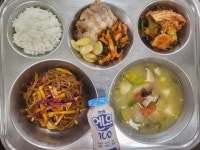11월 27일 (월) 점심 급식사진 :: 급식 소식 :: 제물포여자중학교 제물포여자중학교 :: 급식 소식 :: 11월 27일 (월) 점심 급식사진