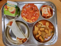 11월 30일 (목) 점심 급식사진 :: 급식 소식 :: 오마중학교 오마중학교 :: 급식 소식 :: 11월 30일 (목) 점심 급식사진