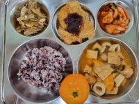 [일반] 11월 30일(목) 점심 급식 사진 :: 급식 소식 :: 화도초등학교 화도초등학교 :: 급식 소식 :: [일반] 11월 30일(목) 점심 급식 사진