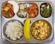 11월 30일 (목) 점심 급식사진 :: 급식 소식 :: 거제여자중학교 거제여자중학교 :: 급식 소식 :: 11월 30일 (목) 점심 급식사진