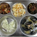 11월 30일 (목) 점심 급식사진 :: 급식 소식 :: 구일중학교 구일중학교 :: 급식 소식 :: 11월 30일 (목) 점심 급식사진