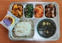 12월 1일 (금) 점심 급식사진 :: 급식 소식 :: 화성장안초등학교 화성장안초등학교 :: 급식 소식 :: 12월 1일 (금) 점심 급식사진