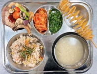 12월 1일 (금) 점심 급식사진 :: 급식 소식 :: 풍납중학교 풍납중학교 :: 급식 소식 :: 12월 1일 (금) 점심 급식사진