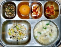 12월 1일 (금) 점심 급식사진 :: 급식 소식 :: 서울홍연초등학교 서울홍연초등학교 :: 급식 소식 :: 12월 1일 (금) 점심 급식사진