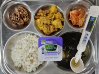 12월 4일 (월) 점심 급식사진 :: 급식 소식 :: 중앙기독초등학교 중앙기독초등학교 :: 급식 소식 :: 12월 4일 (월) 점심 급식사진